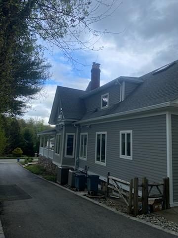 Side Exterior House Painting Preview Image 1