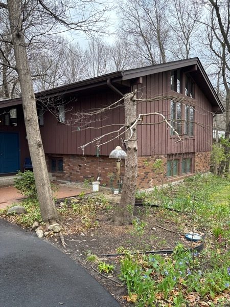 house exterior before siding repaint Preview Image 2