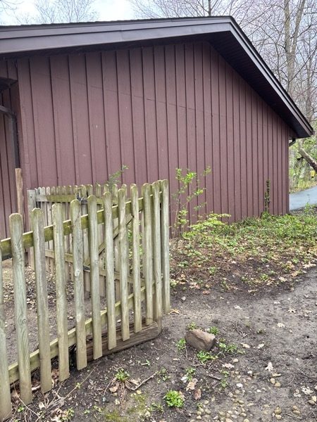 house exterior before siding repaint Preview Image 3