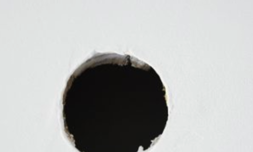 Drywall repair Hole