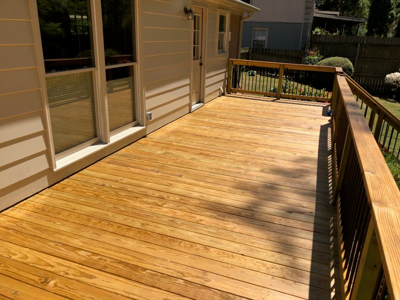 Best Deck Stainers Roswell, GA