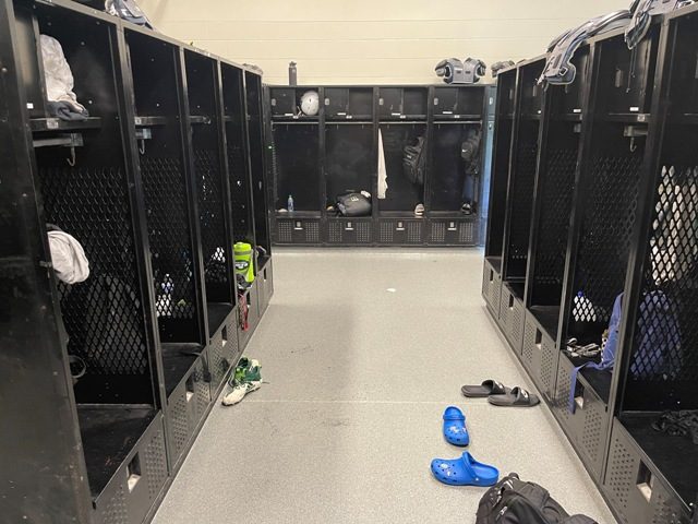 photo of roswell high school locker rooms before being repainted Preview Image 3