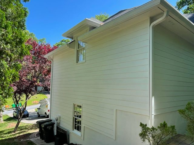 photo of repainted home in marietta Preview Image 4