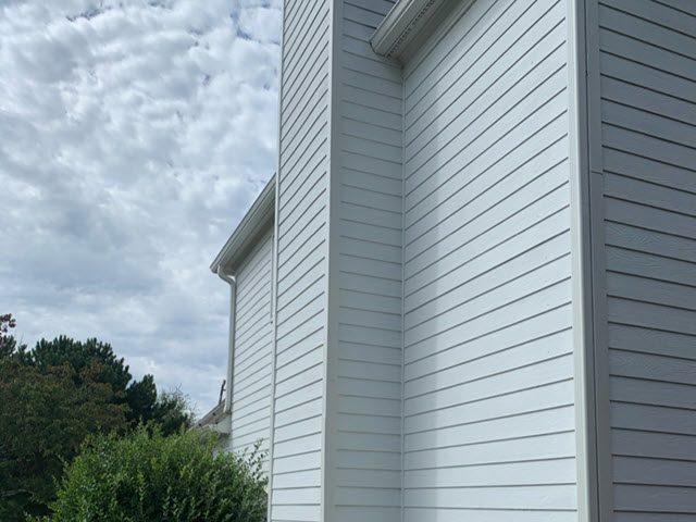 photo of repainted exterior in alpharetta Preview Image 3