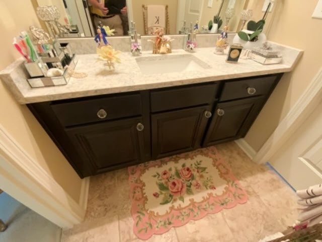 bathroom cabinets Preview Image 3