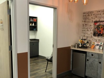 east roswell vet hospital - repainted interior walls