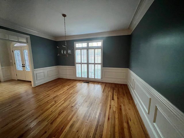 photo of repainted interior in roswell Preview Image 5