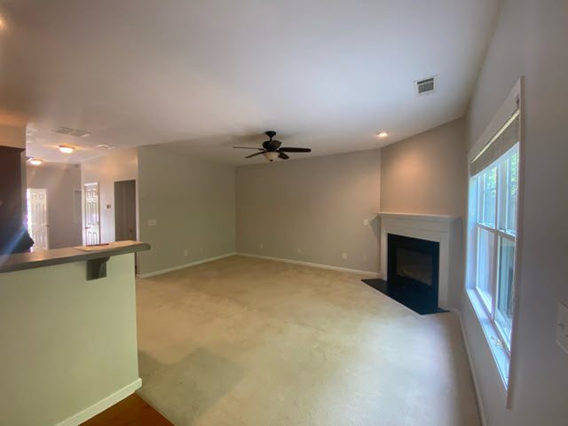 photo of repainted interior in alpharetta Preview Image 6