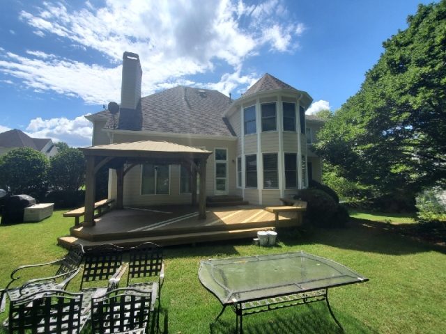 repainted rear of home in alpharreta Preview Image 2