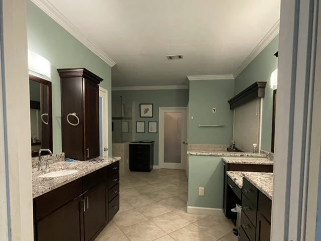 photo of repainted master bathroom in in roswell Preview Image 4