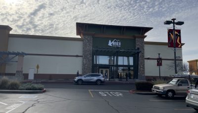 Commercial Pressure Wash and Paint – REI