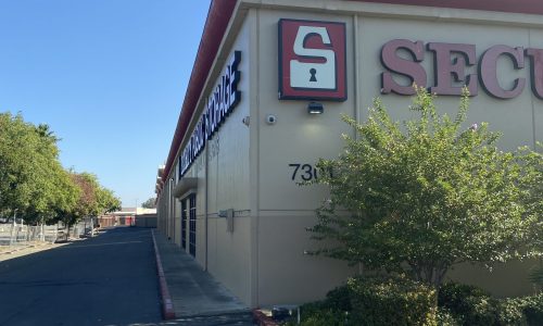 Security Public Storage Storefront