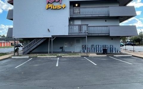 Red Roof Inn Exterior