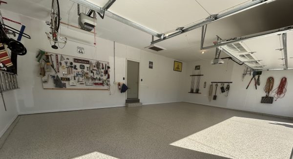 Garage Floor Project Using Polyaspartic Flake 