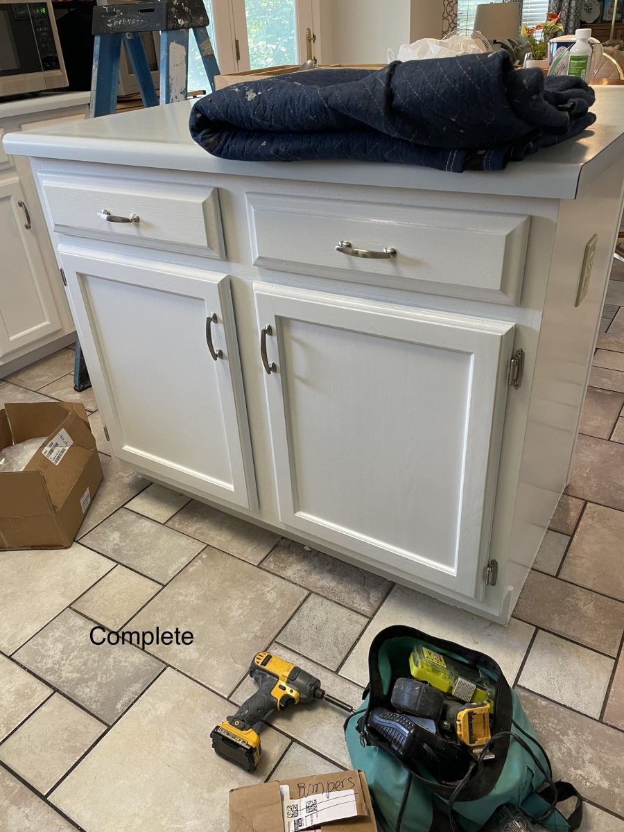 White Bathroom Cabinets Preview Image 4