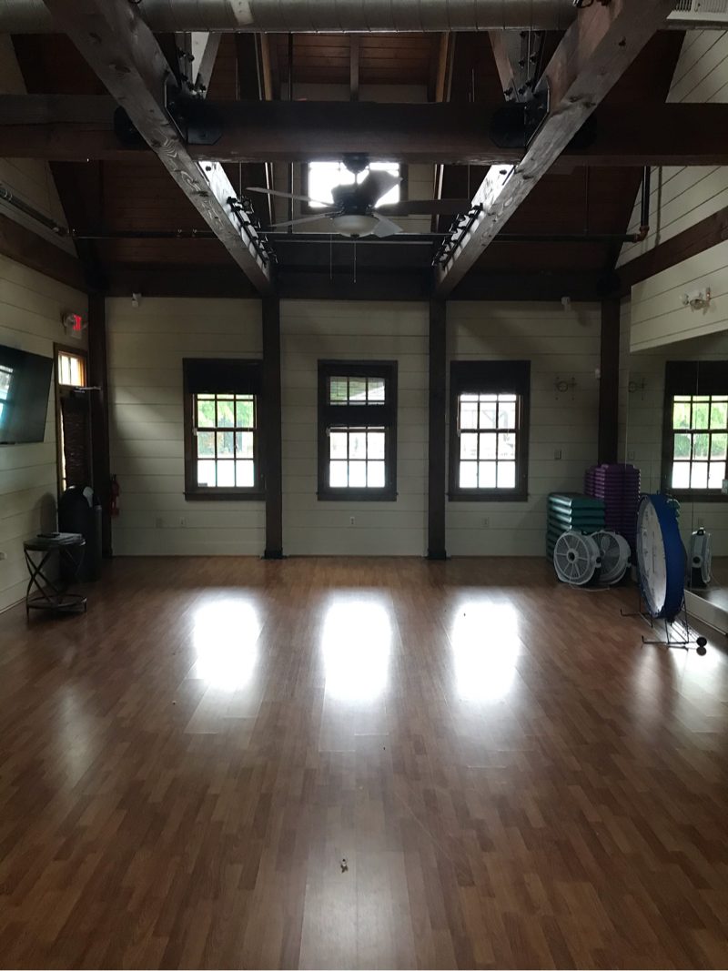mooresville clubhouse interior Preview Image 3