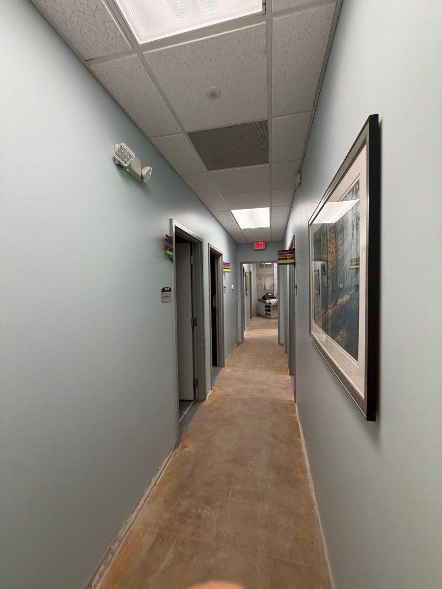 blue painted doctors office interior Preview Image 3