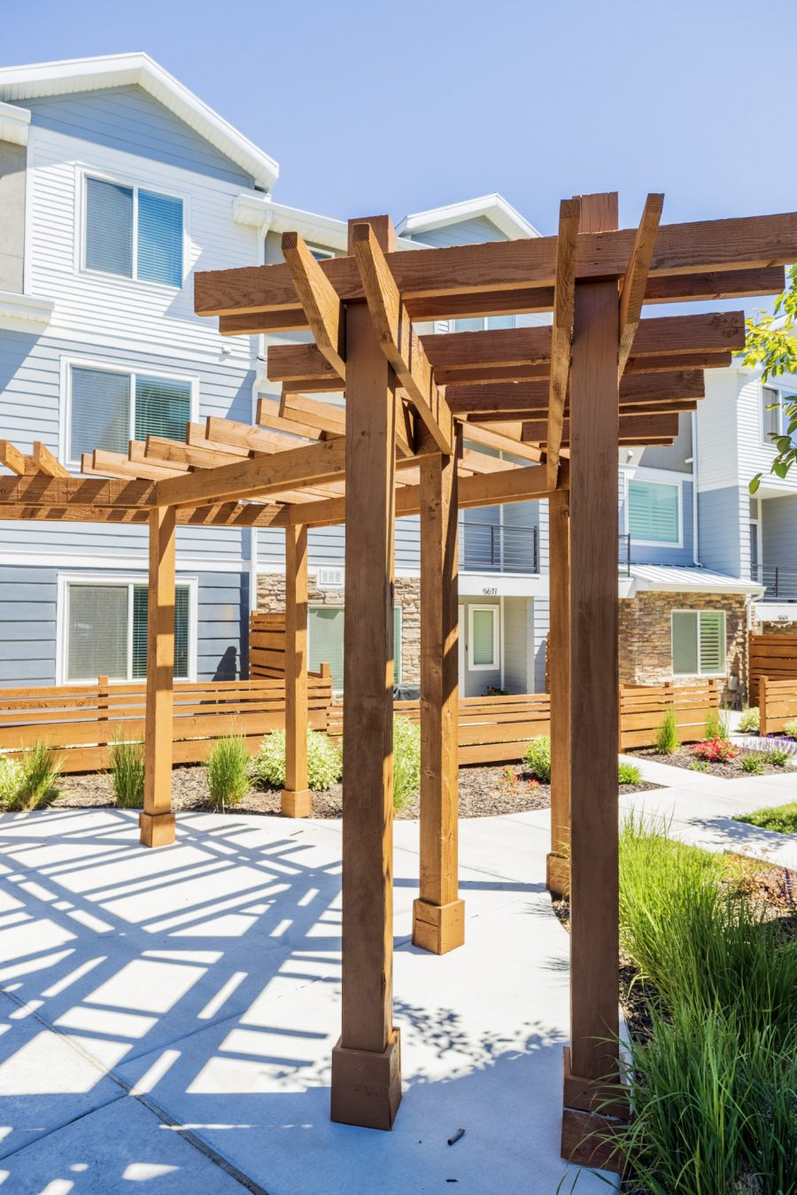 Community Pergola Painting Preview Image 6