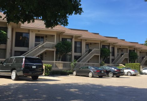 Sandpiper Condominium — Longboat Key