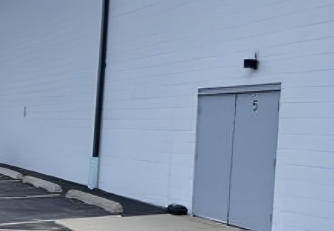 Bakery Exterior Touch-Up