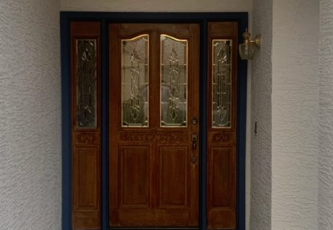 front door trim painting