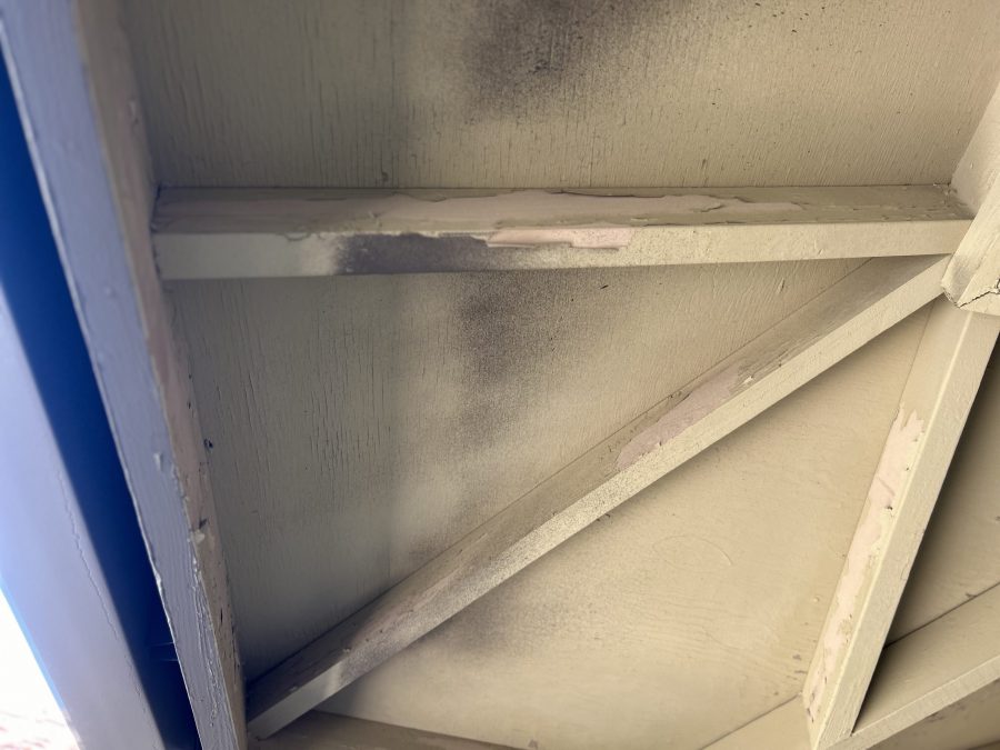 Wood Trim (Before) Preview Image 7