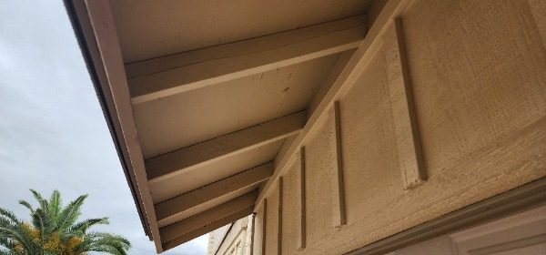 soffit with worn paint Preview Image 7