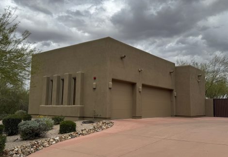 garage exterior on arizona home