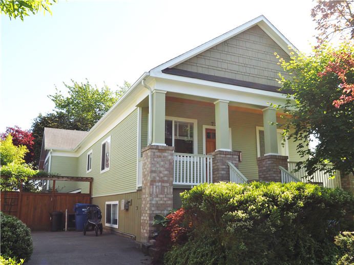 professional exterior painting in Phinney Ridge, WA by CertaPro