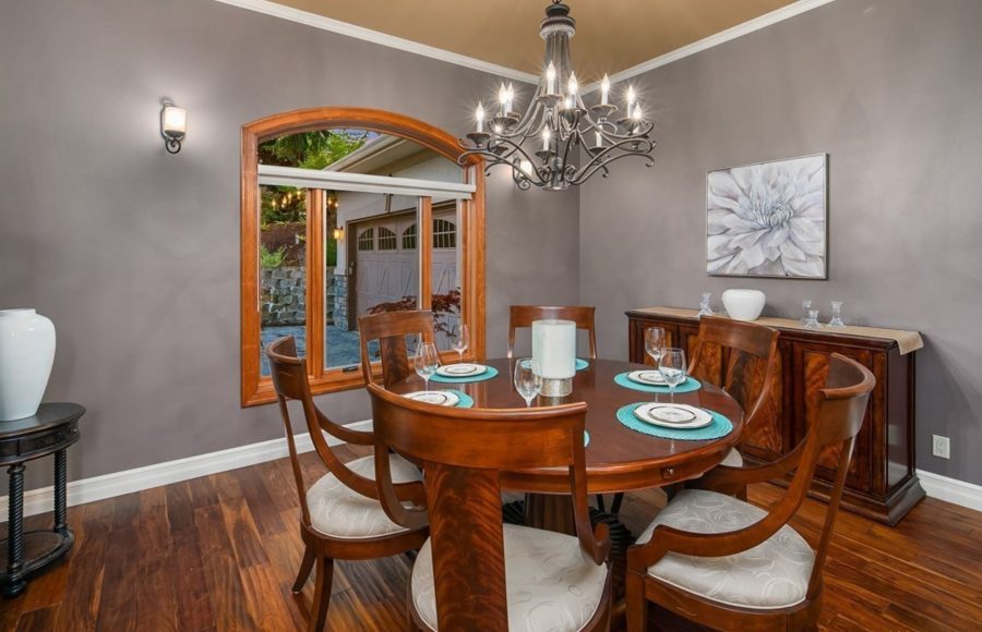 Interior Dining Preview Image 4