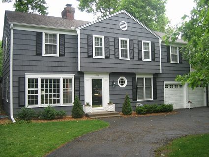 Modern Paint Job On An Old Colonial House