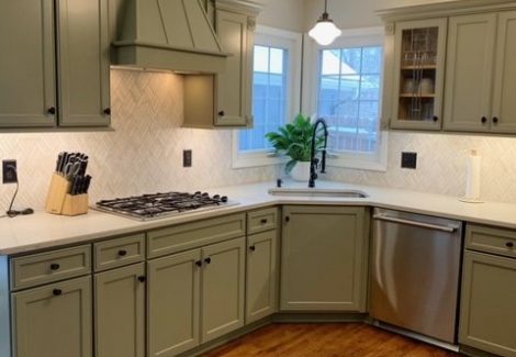 Kitchen Cabinet Painting