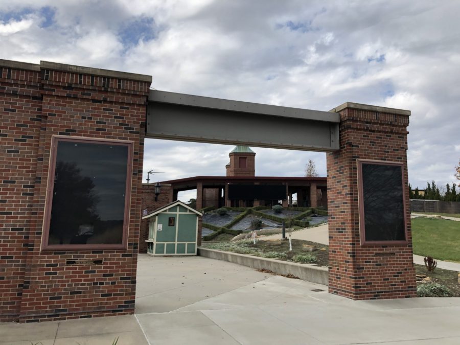 Commercial Theatre Entryway Painting Kansas City, MO Preview Image 1