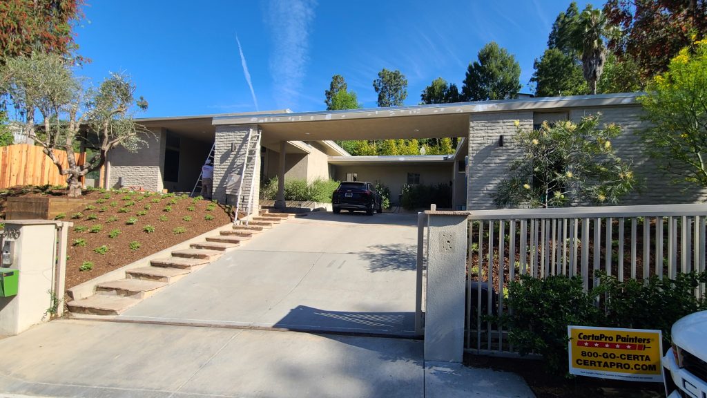 A mid-century modern home in Studio City before repainting.