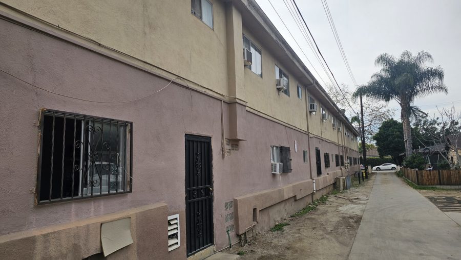 exterior apartment painting Preview Image 2
