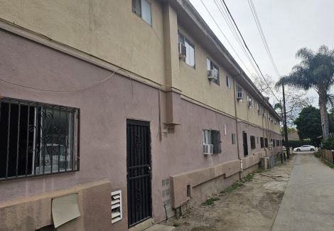 exterior apartment painting