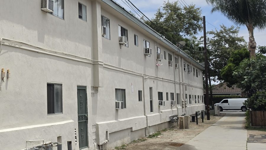 exterior apartment painting Preview Image 1