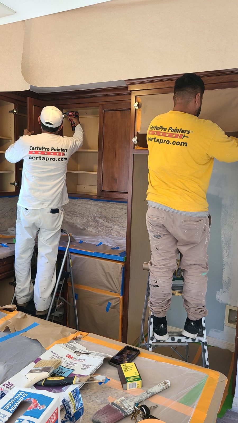 Before the kitchen cabinets were refinished. Preview Image 1