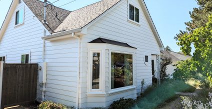 Exterior Painted with Chantilly Lace