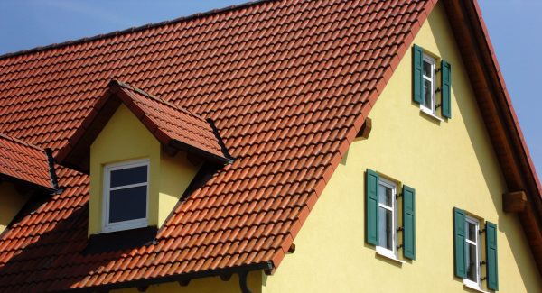 Painting Exterior Stone and Stucco Homes