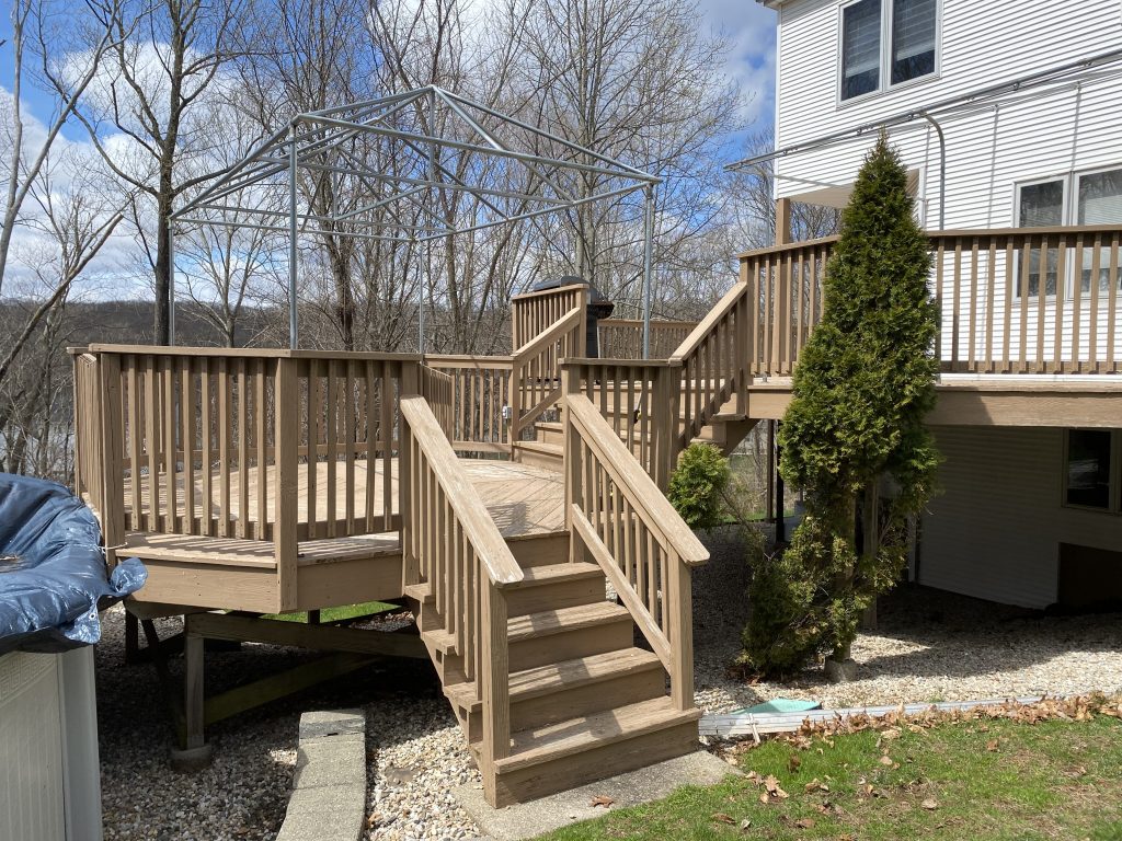 Residential – Wrap Around Deck Before