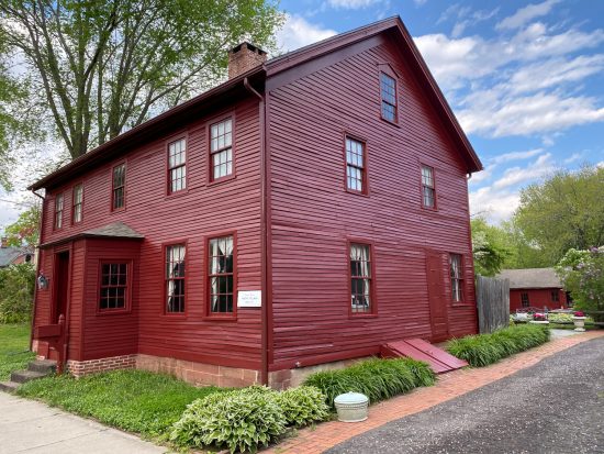 This antique colonial home was repainted by CertaPro of South Central Connecticut.