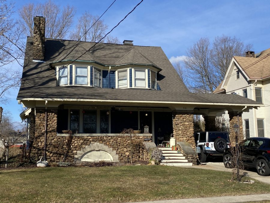 craftsmen style bungalow after it was painted. Preview Image 2