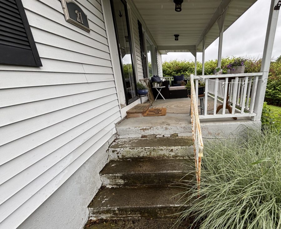 porch steps with worn away paint Preview Image 1