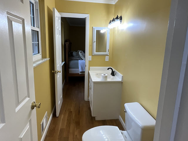 photo of powder room in new albany before being repainted