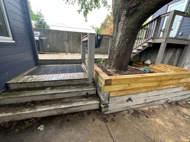 deck in jeffersonville before being stained Preview Image 1