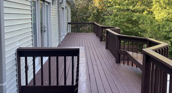 deck_staining_proejct_after-1
