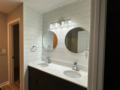 Bathroom painters and remodeling in Sellersburg