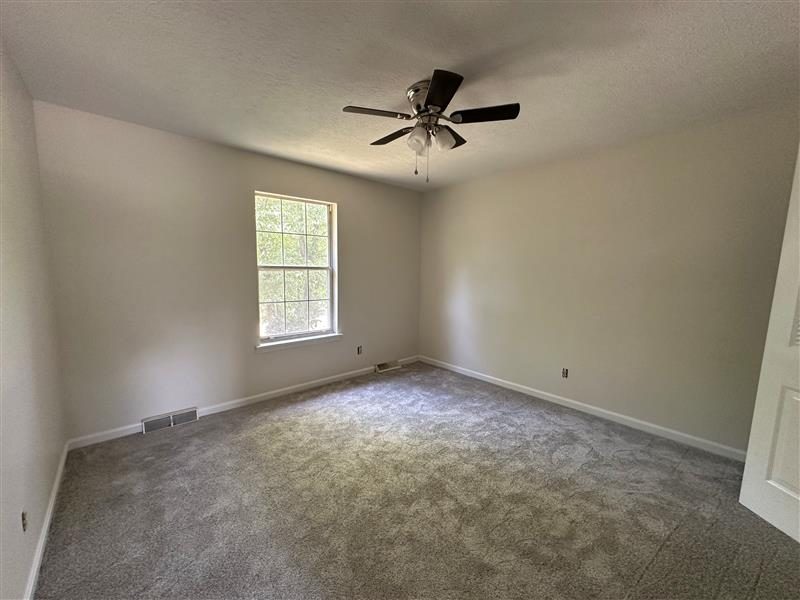 Home for Sale Painters near memphis Preview Image 13