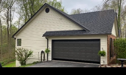 photo of repainted exterior of home in croydon in